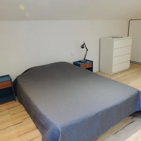 Maison Dans Un Parc Arbore Avec Etang Villa *